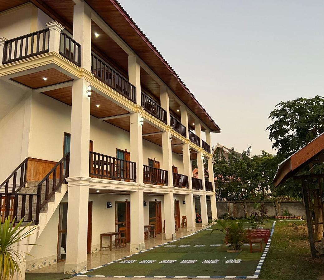 Sabaidee Nongkiaw River View Hotell Nongkhiaw Eksteriør bilde