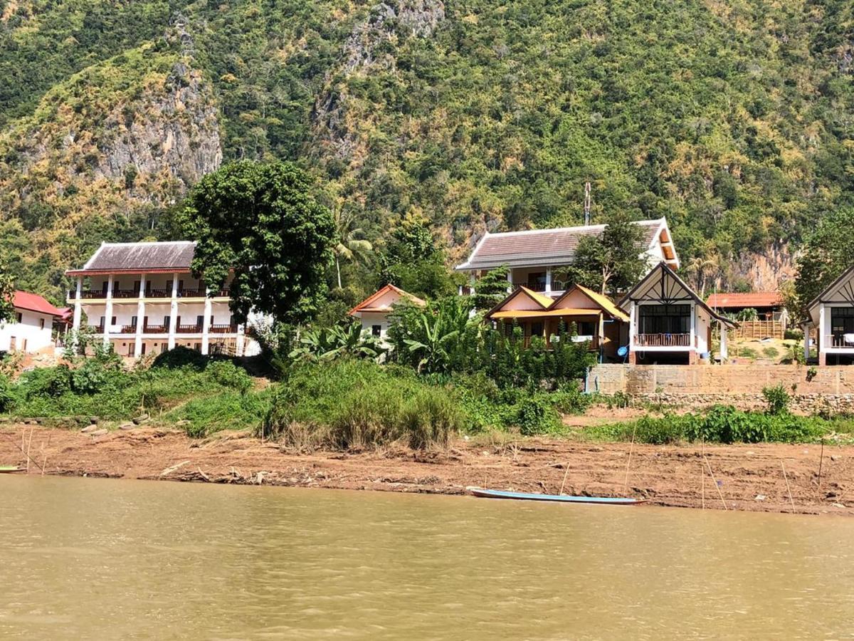 Sabaidee Nongkiaw River View Hotell Nongkhiaw Eksteriør bilde