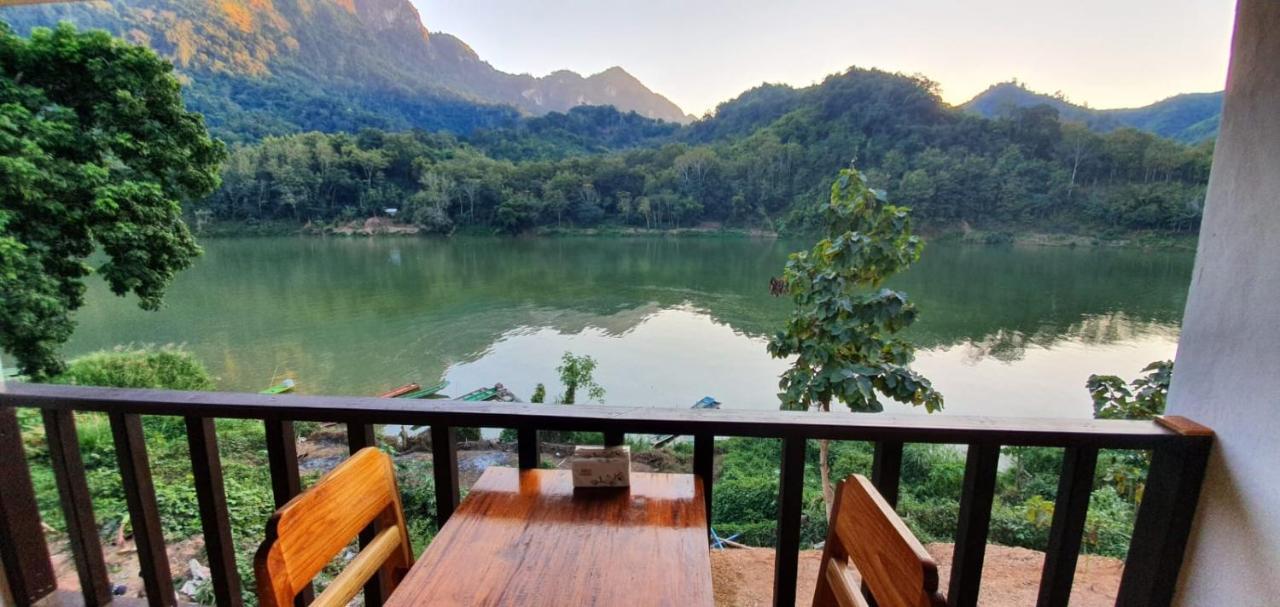 Sabaidee Nongkiaw River View Hotell Nongkhiaw Eksteriør bilde